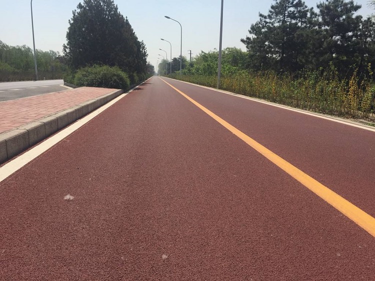 沥青路面